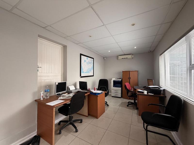 To Let Commercial Property for Rent in Mill Park Eastern Cape
